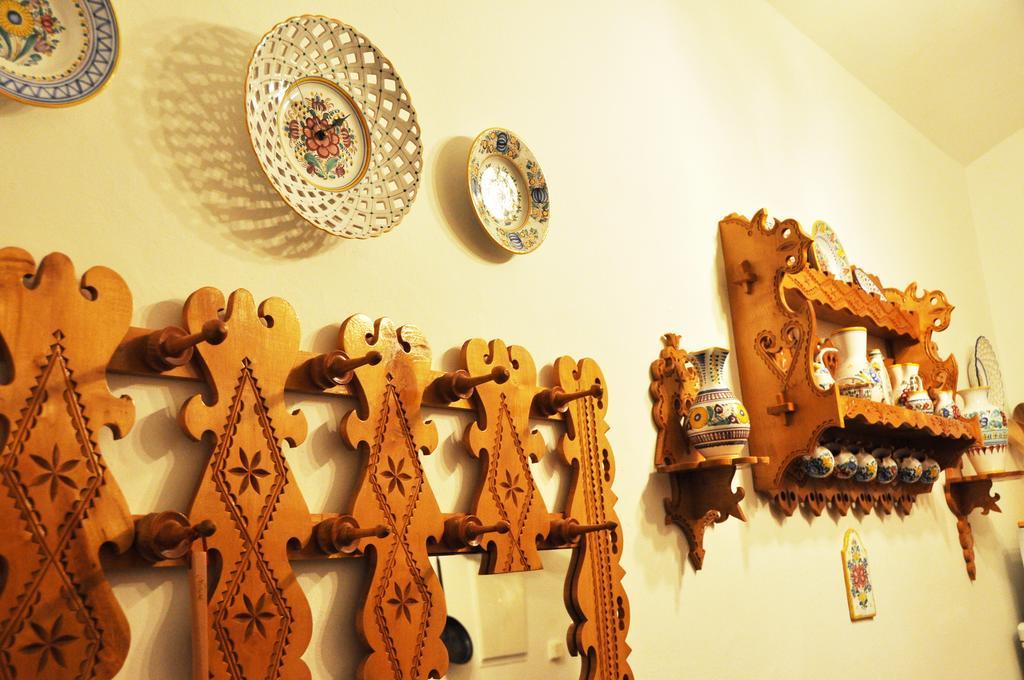 Traditional Slovak Apartment Bratislava Ngoại thất bức ảnh