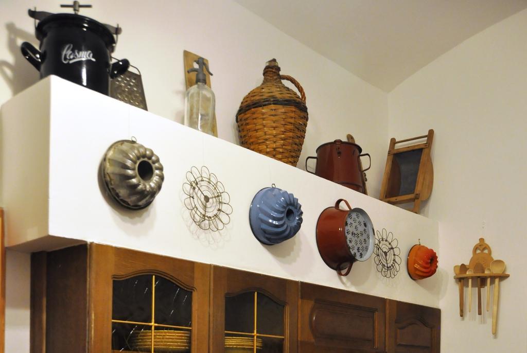 Traditional Slovak Apartment Bratislava Ngoại thất bức ảnh