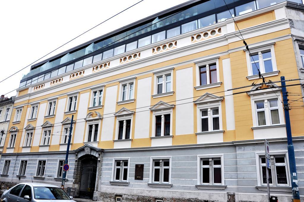 Traditional Slovak Apartment Bratislava Ngoại thất bức ảnh